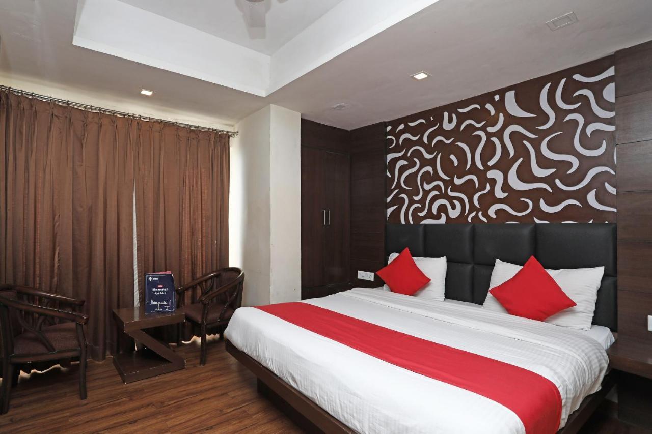 Oyo 4956 Hotel Maharaja Palace Kanpur Zewnętrze zdjęcie