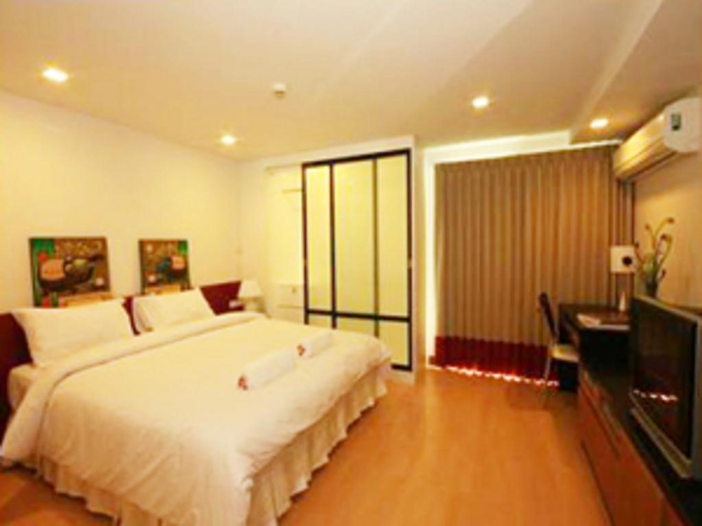 Oyo 4956 Hotel Maharaja Palace Kanpur Pokój zdjęcie