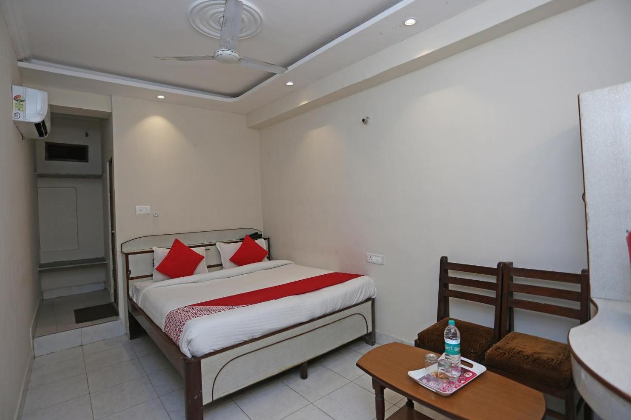 Oyo 4956 Hotel Maharaja Palace Kanpur Zewnętrze zdjęcie